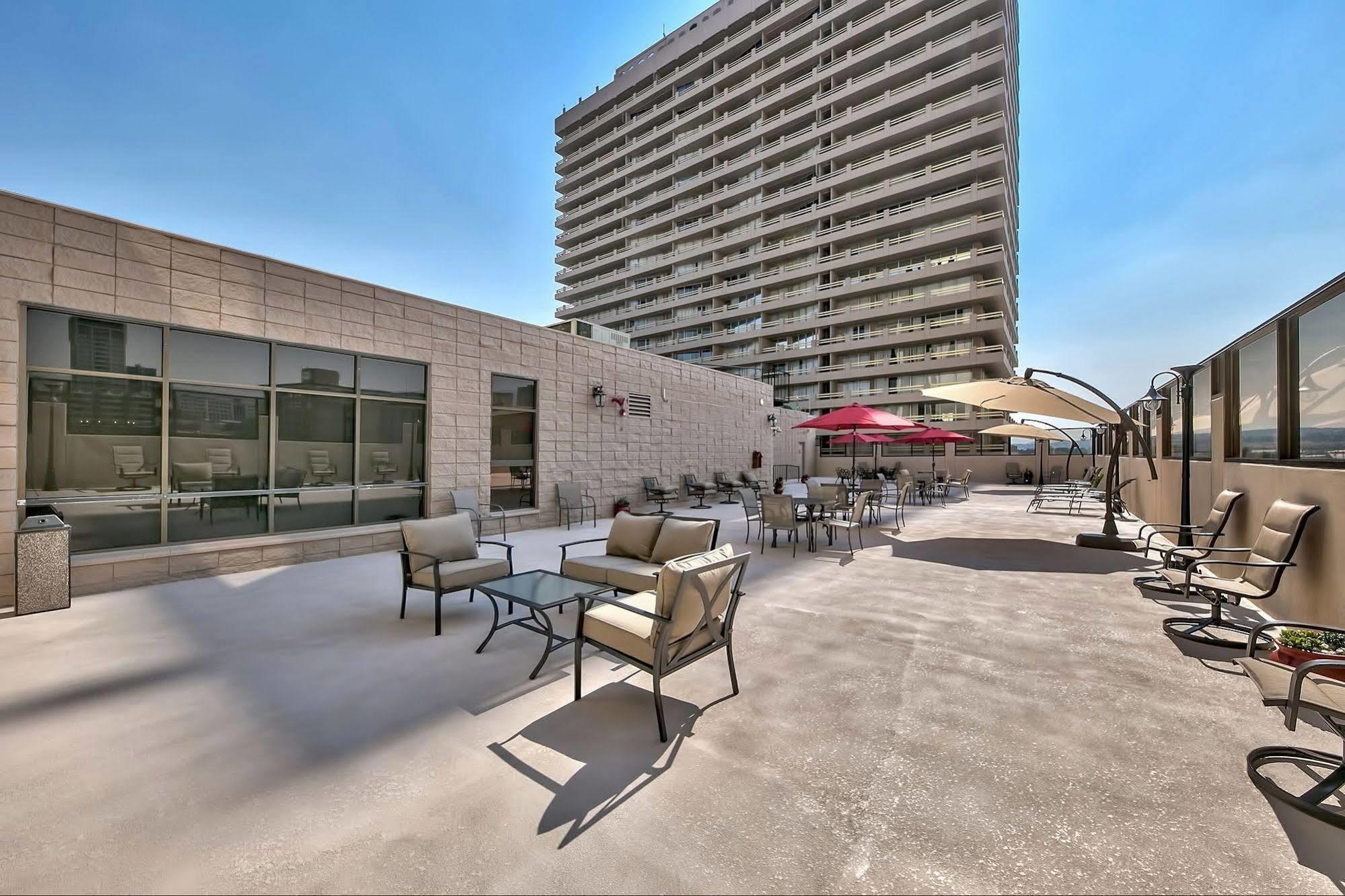 Plaza Club Hotel 3*